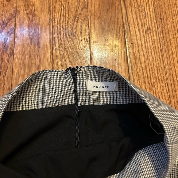 Mod Ref Grey Stretch Pencil Skirt – Size Small, Office Classic - Picture 2 of 3